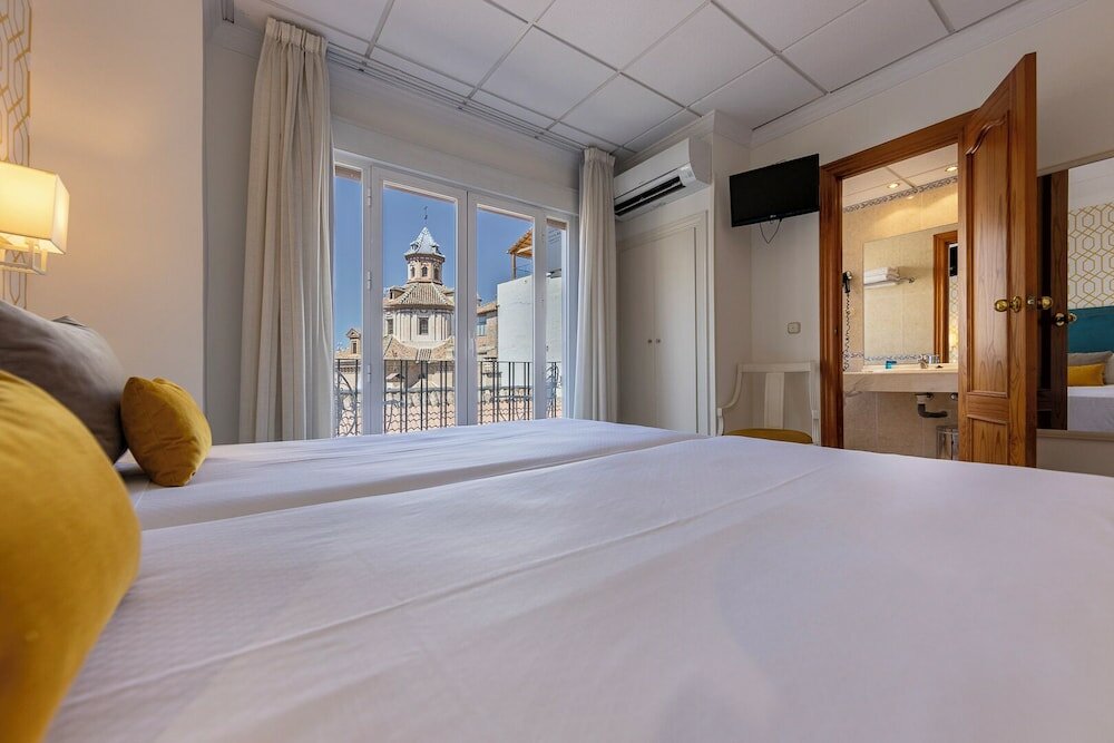 Фото Sacromonte Hotel