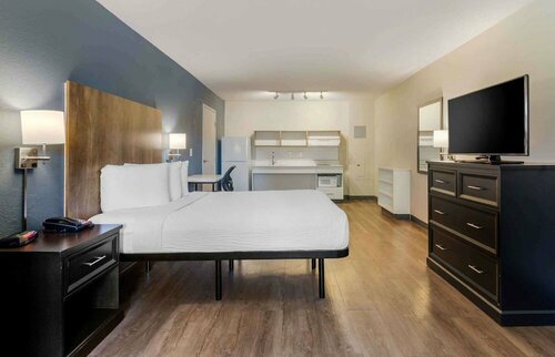 Внешний вид отеля Extended Stay America Suites Miami Airport Doral в Дорале, фото 5