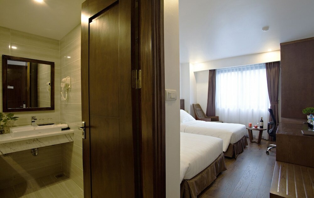 Фото Inearth Hotel Hanoi
