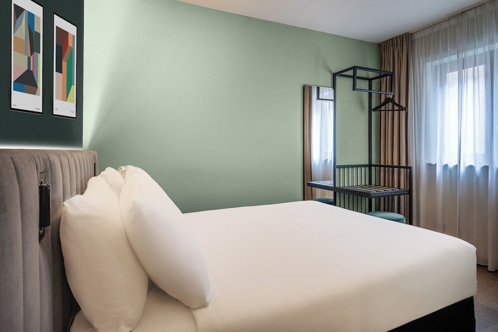 Фото Hotel Hubert Grand Place