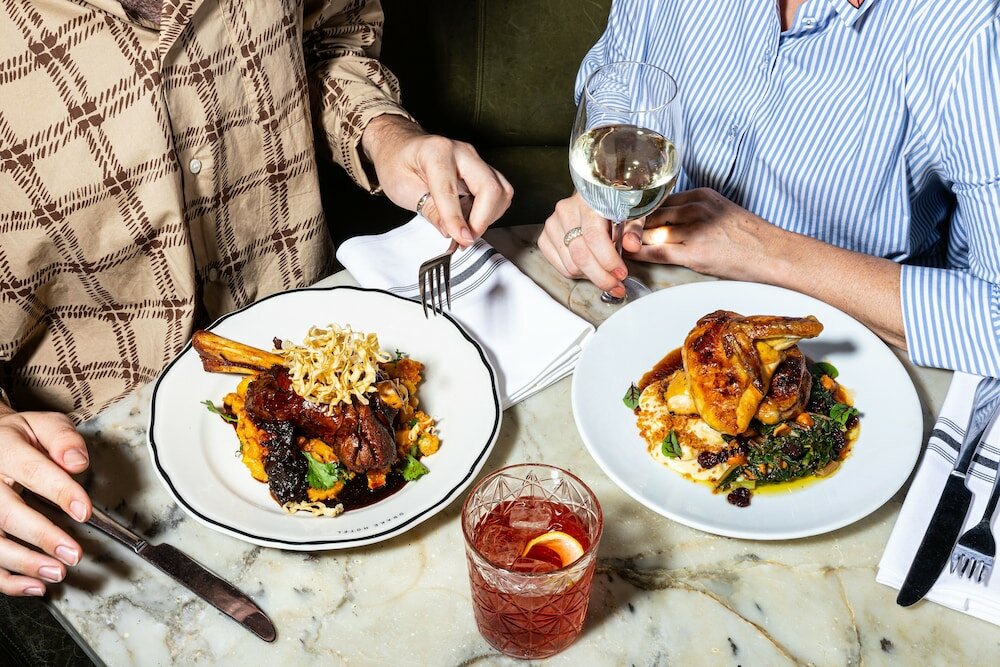 Фото The Drake Hotel