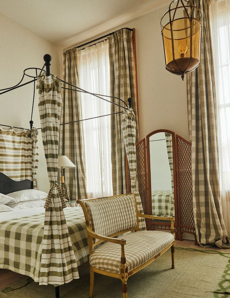 Фото Hotel Peter and Paul