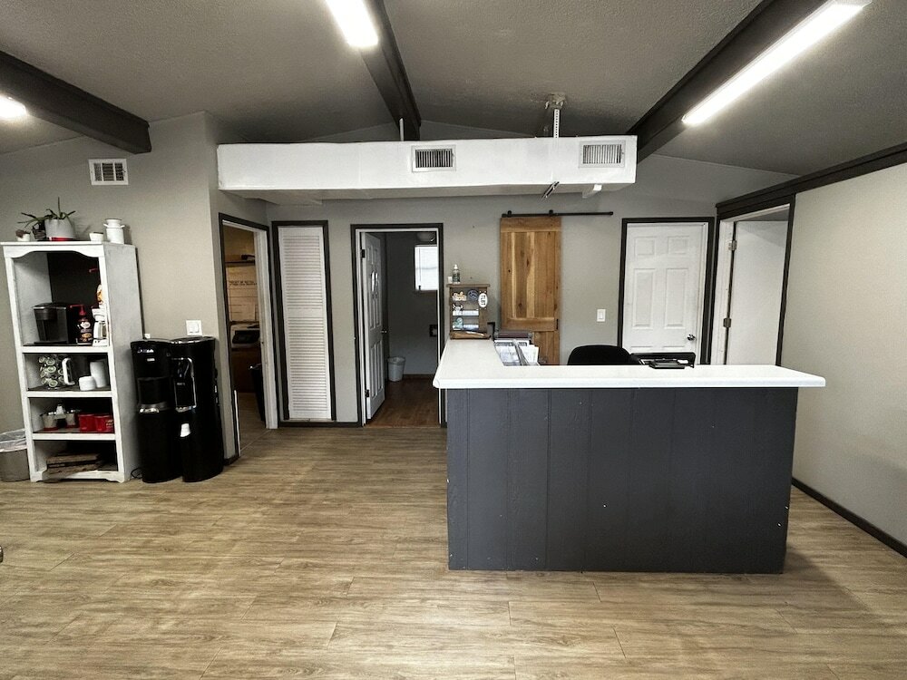 Фото Thunderbird Resort & Event Center