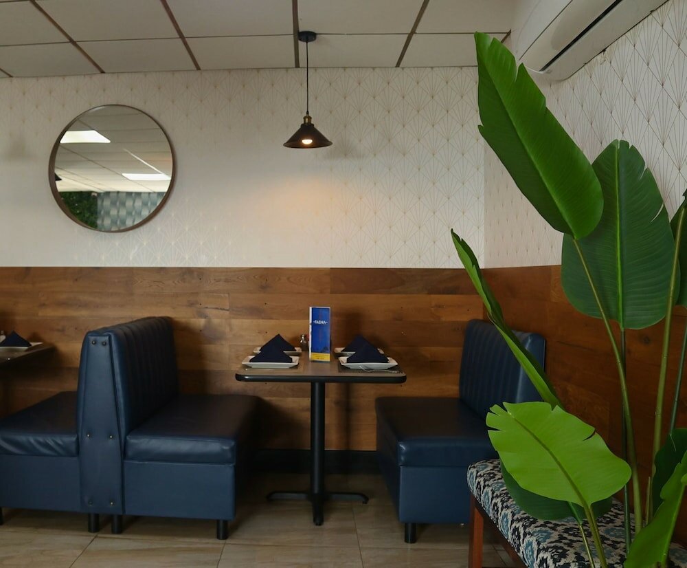 Фото Hotel Jatay