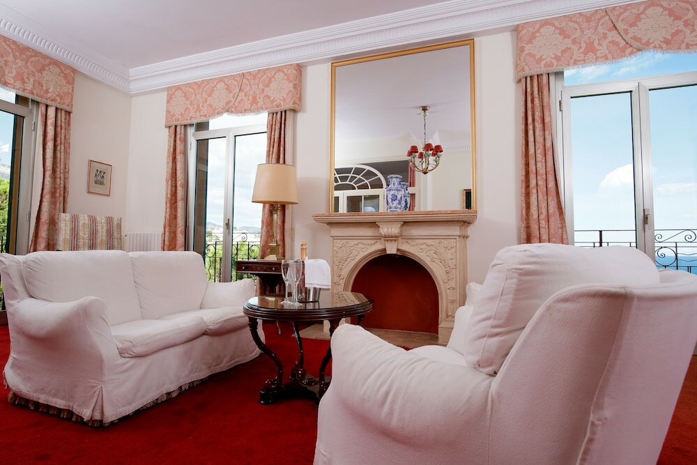 Фото Grand Hotel Londra