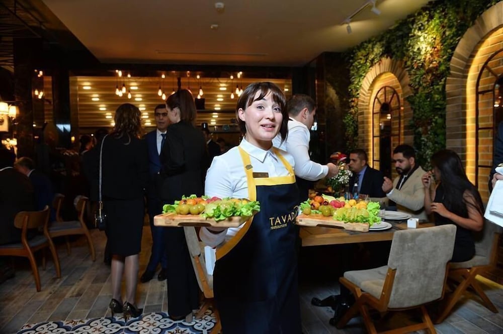 Фото Theatrum Hotel Baku