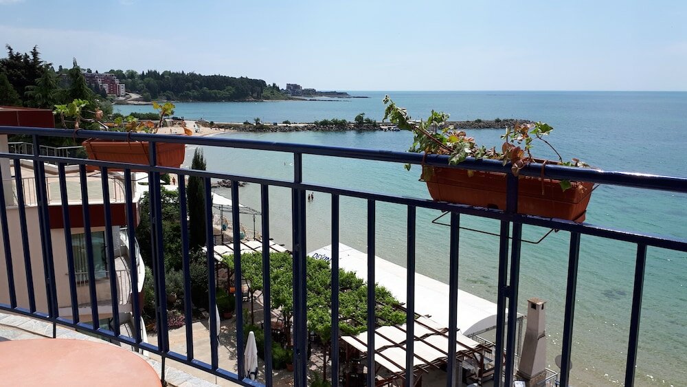 Фото Family Hotel Evridika