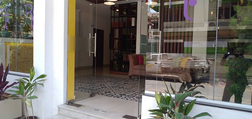 Фото Regenta Inn Indiranagar