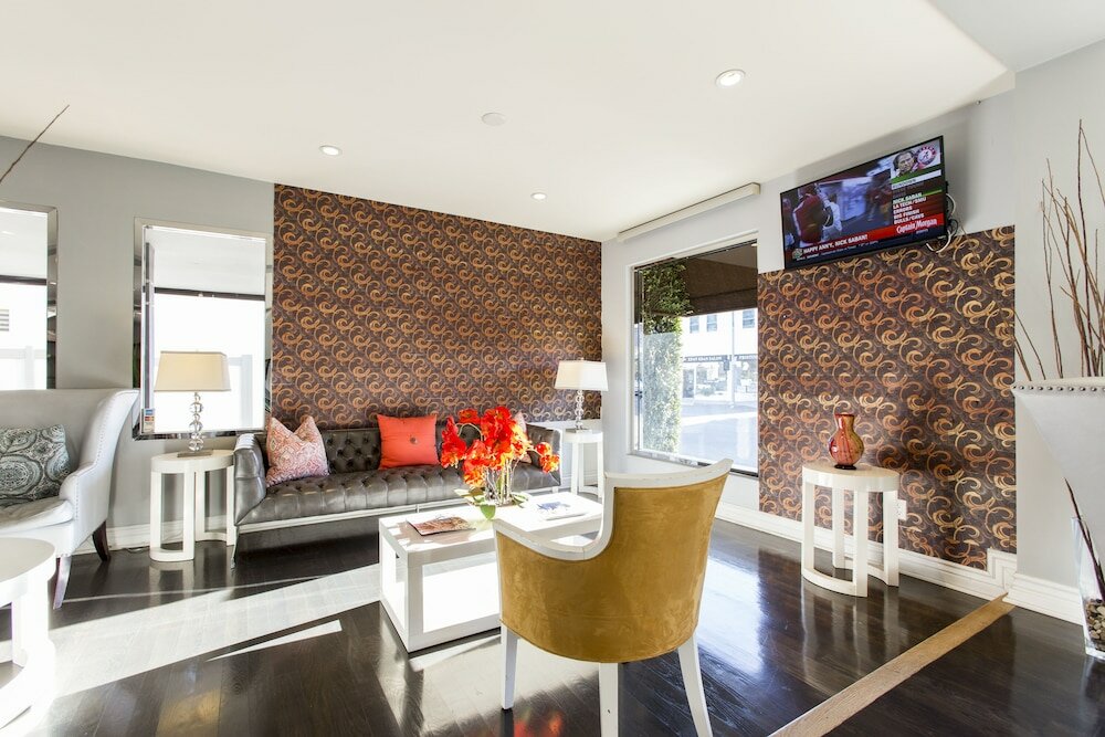 Фото L. A. Sky Boutique Hotel