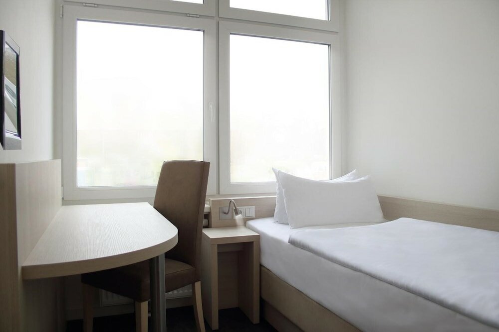 Фото Viva Hotel Lübeck