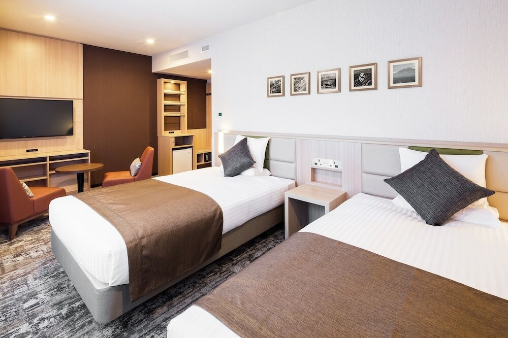 Фото Hotel Mystays Fuji Onsen Resort