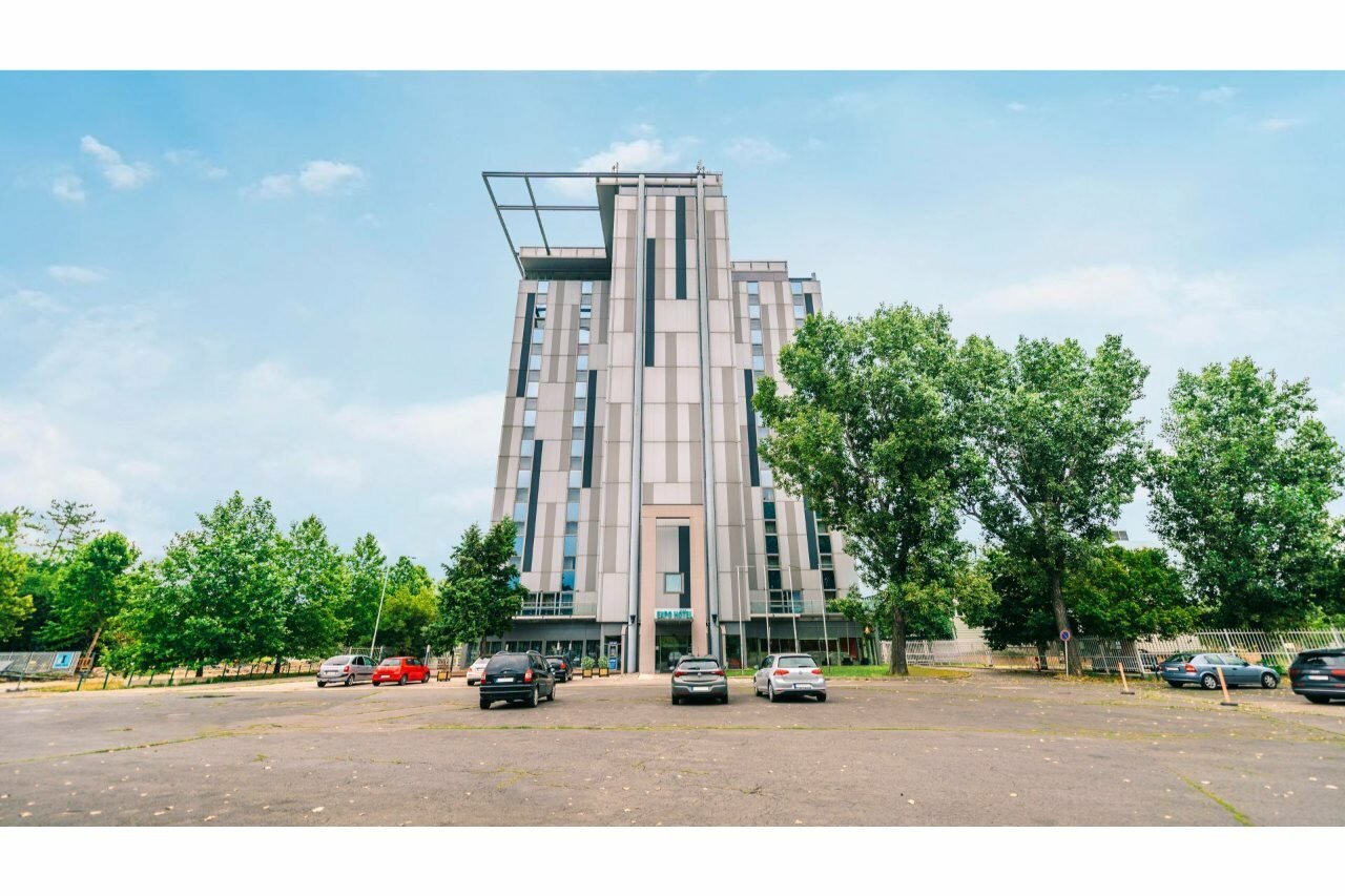 Фото Expo Tower by Mellow Mood Hotels