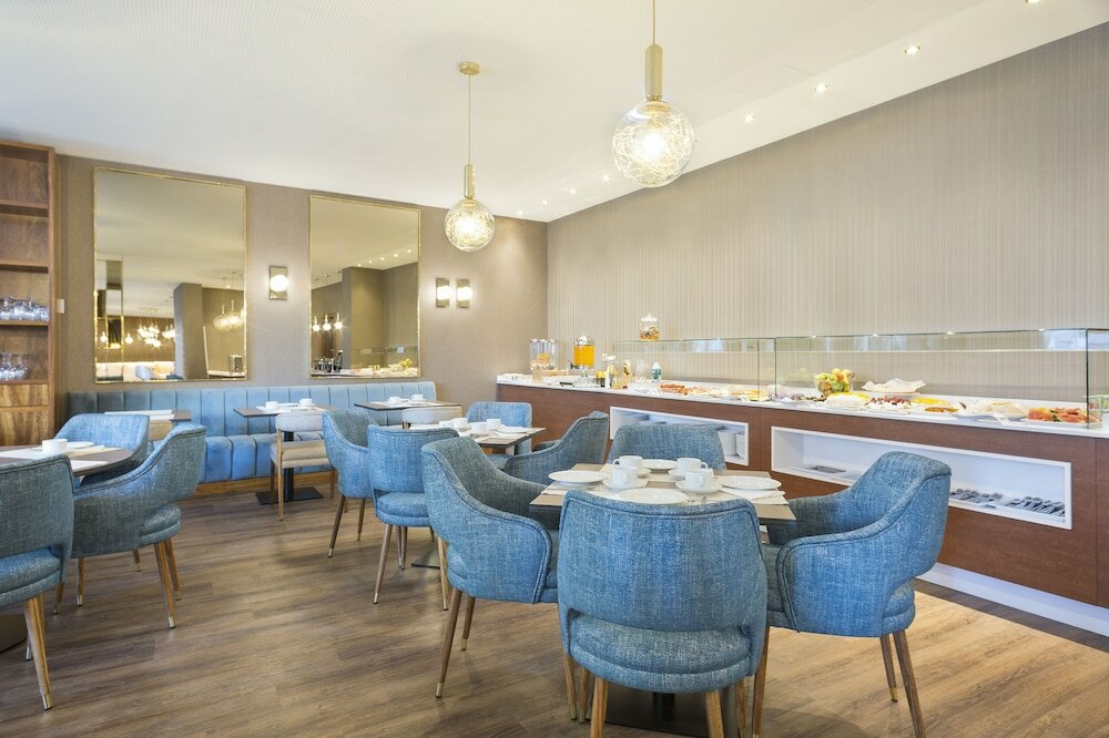 Фото Acta The Avenue