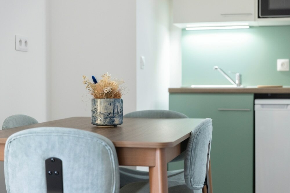 Фото The Originals Résidence Aix Schuman