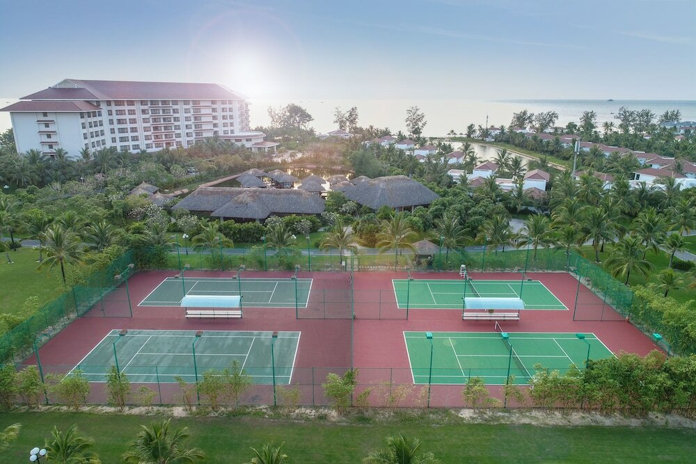 Фото Melia Vinpearl Cam Ranh Beach Resort