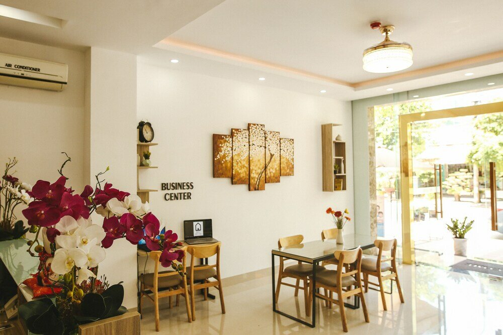 Фото Red Hotel Da Nang