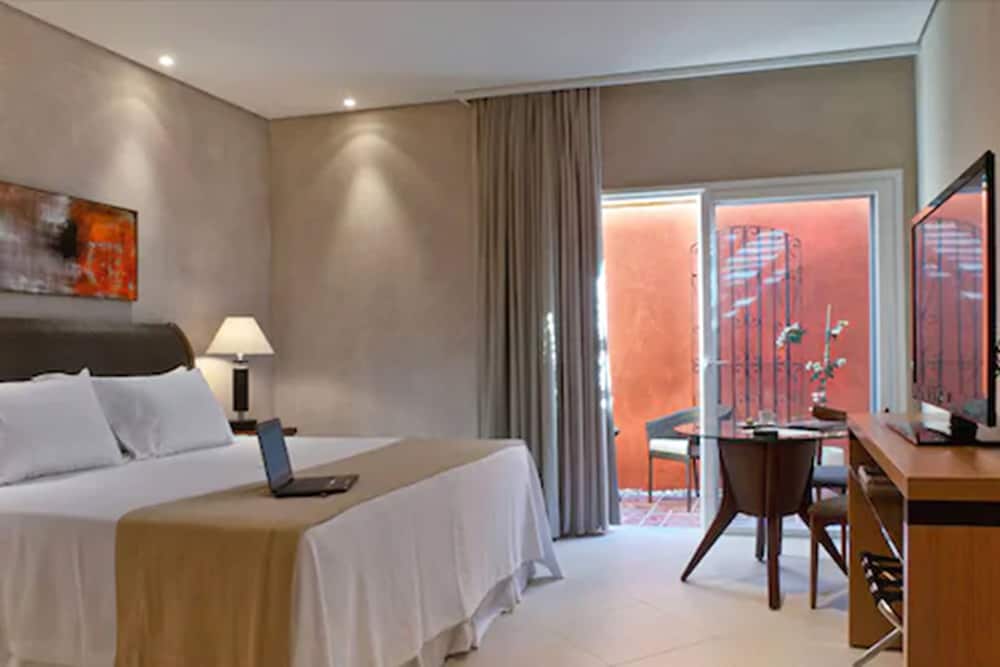 Фото Abayomi Hotel