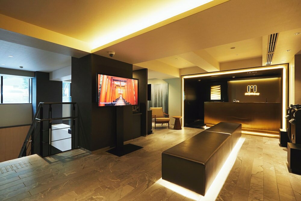 Фото Hotel MONday Kyoto Karasumanijo