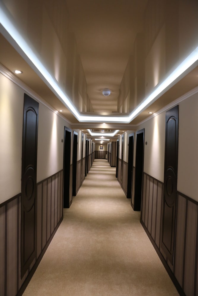 Фото New Nairi Hotel