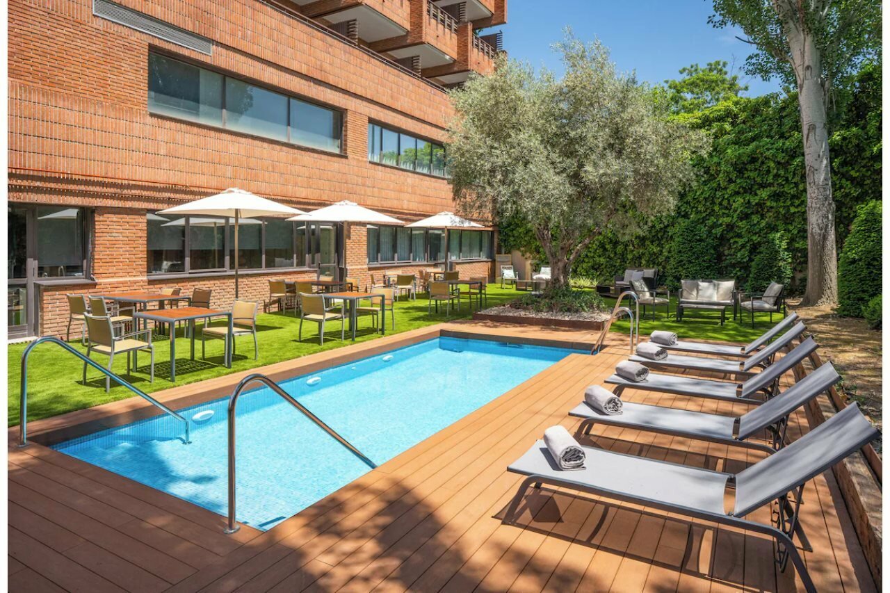 Фото Hotel Madrid Alameda Aeropuerto Affiliated by Melia