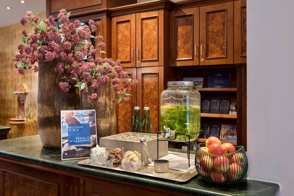 Фото Radisson Blu Hotel Altstadt, Salzburg