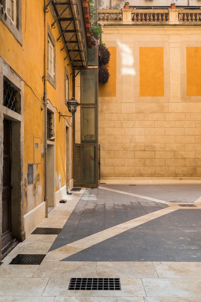 Фото A World Aparts - 13 T. Argentina