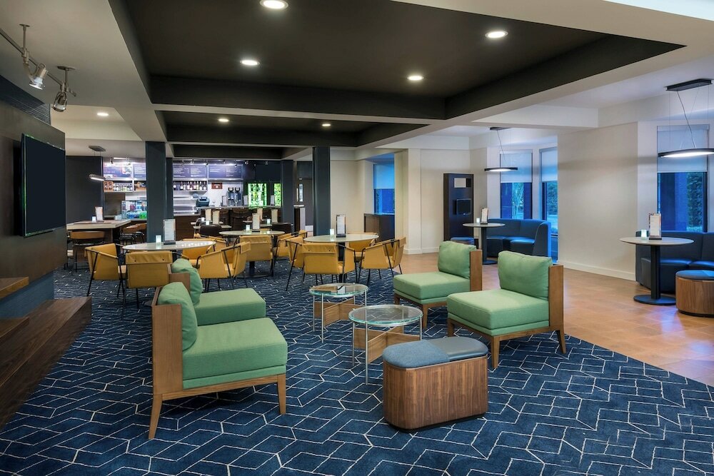 Фото Courtyard by Marriott Tallahassee North/I-10 Capital Circle