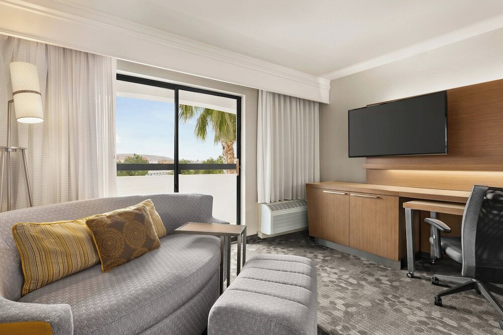 Фото Courtyard Palmdale