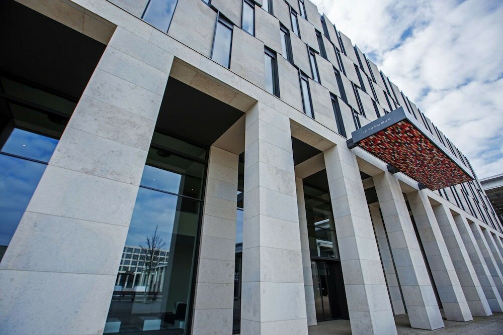 Фото Steigenberger Airport Hotel Berlin