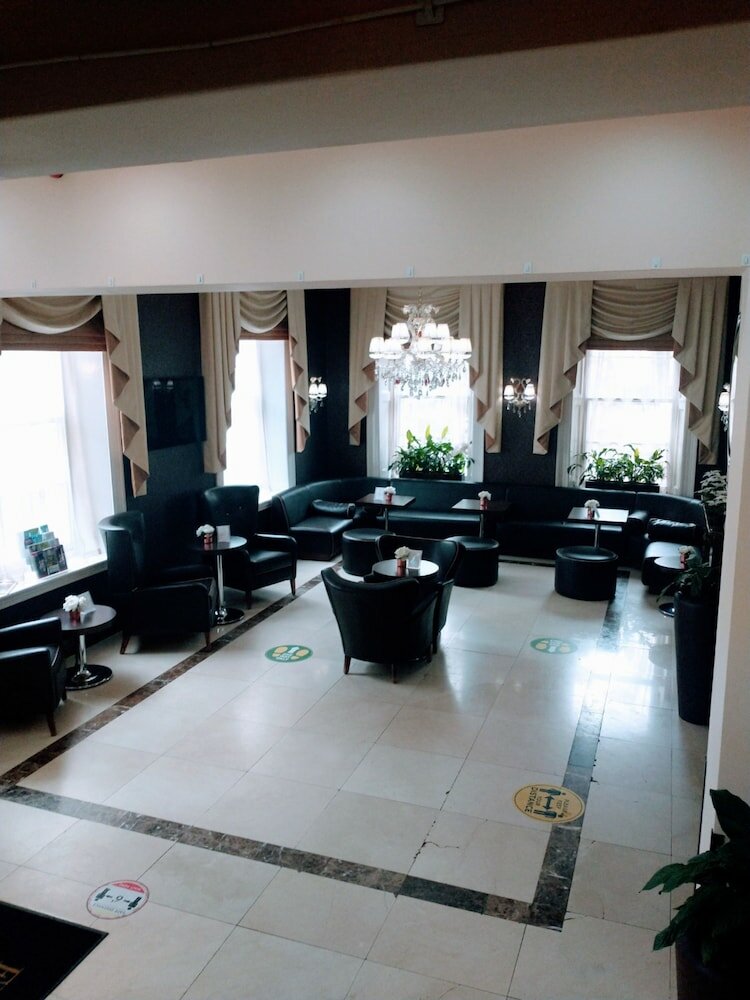 Фото Edward Hotel