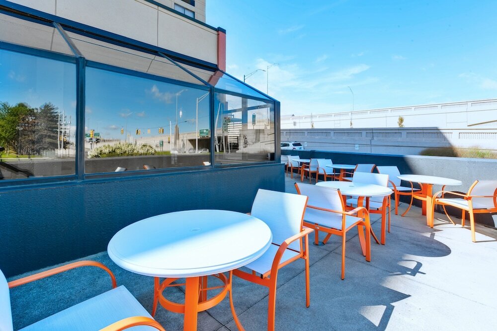 Фото Holiday Inn Grand Rapids Downtown, an Ihg Hotel