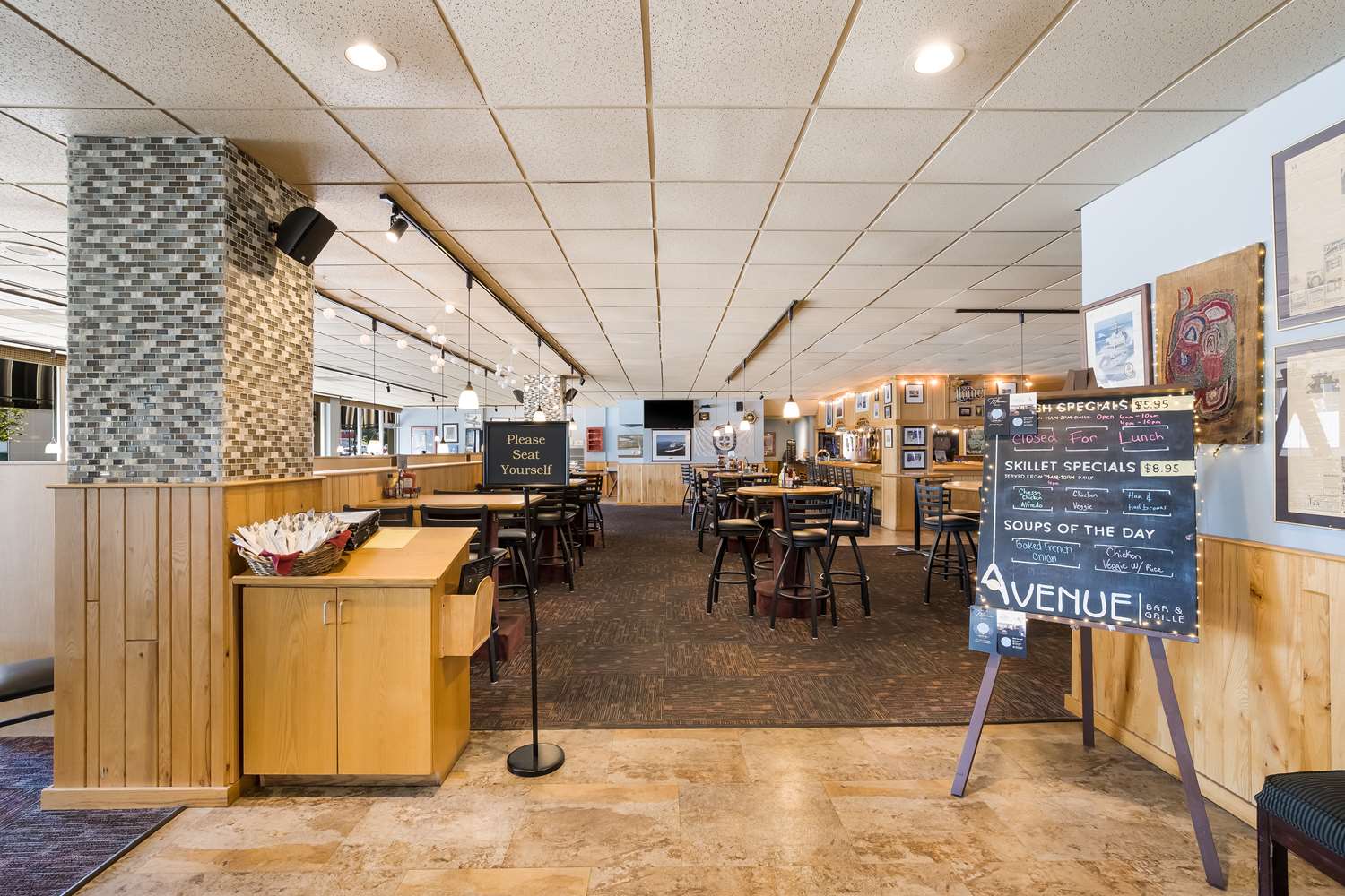 Фото Best Western Riverfront Inn