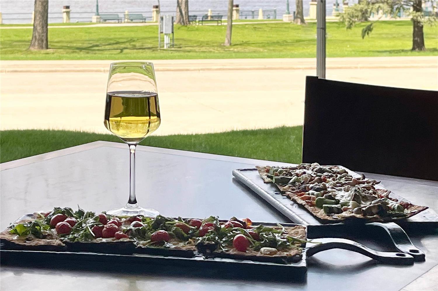 Фото Radisson Hotel La Crosse