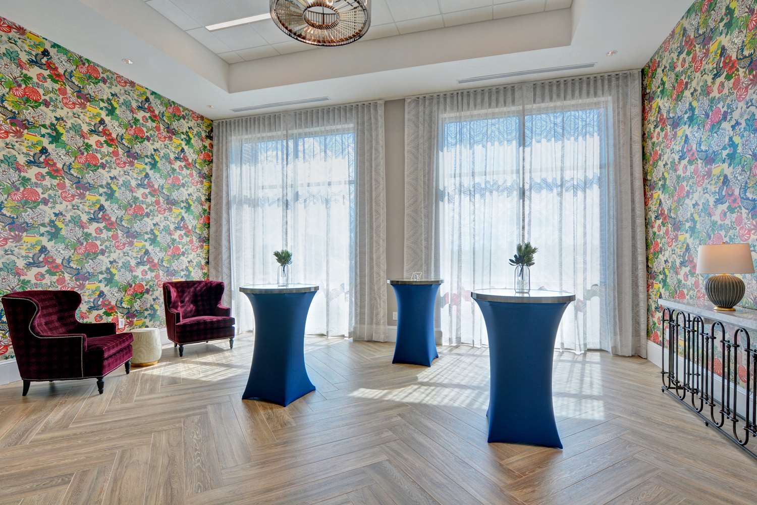 Фото Hampton Inn & Suites Nashville Downtown Capitol View