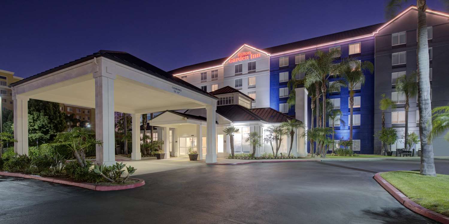 Фото Hilton Garden Inn Anaheim/Garden Grove