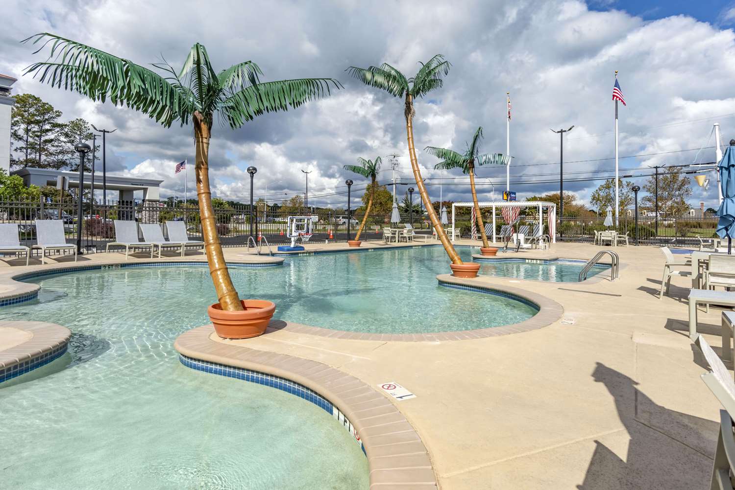 Фото Comfort Suites Ocean City