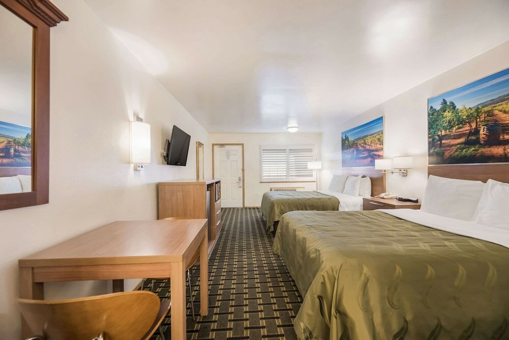 Фото Quality Inn Near Fort Hunter Liggett