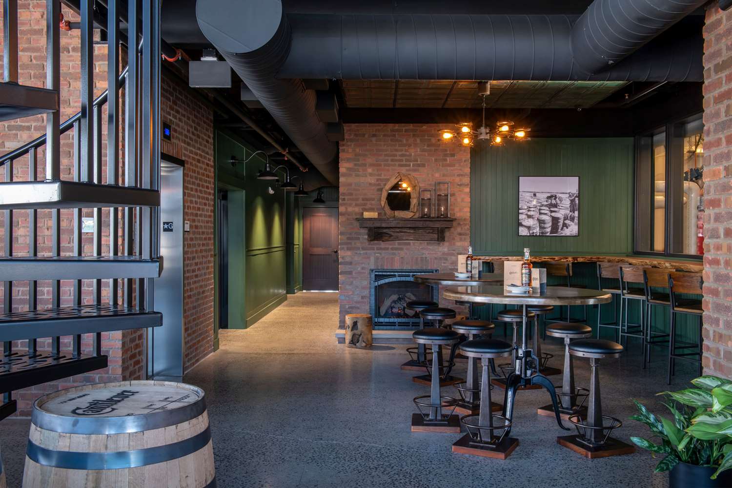 Фото Cantilever Hotel, Trademark Collection by Wyndham