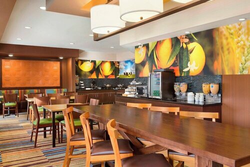 Гостиница Fairfield by Marriott Inn & Suites Mankato в Манкато