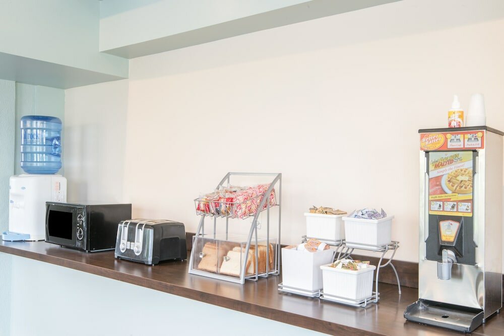 Фото Super 8 by Wyndham Hamburg