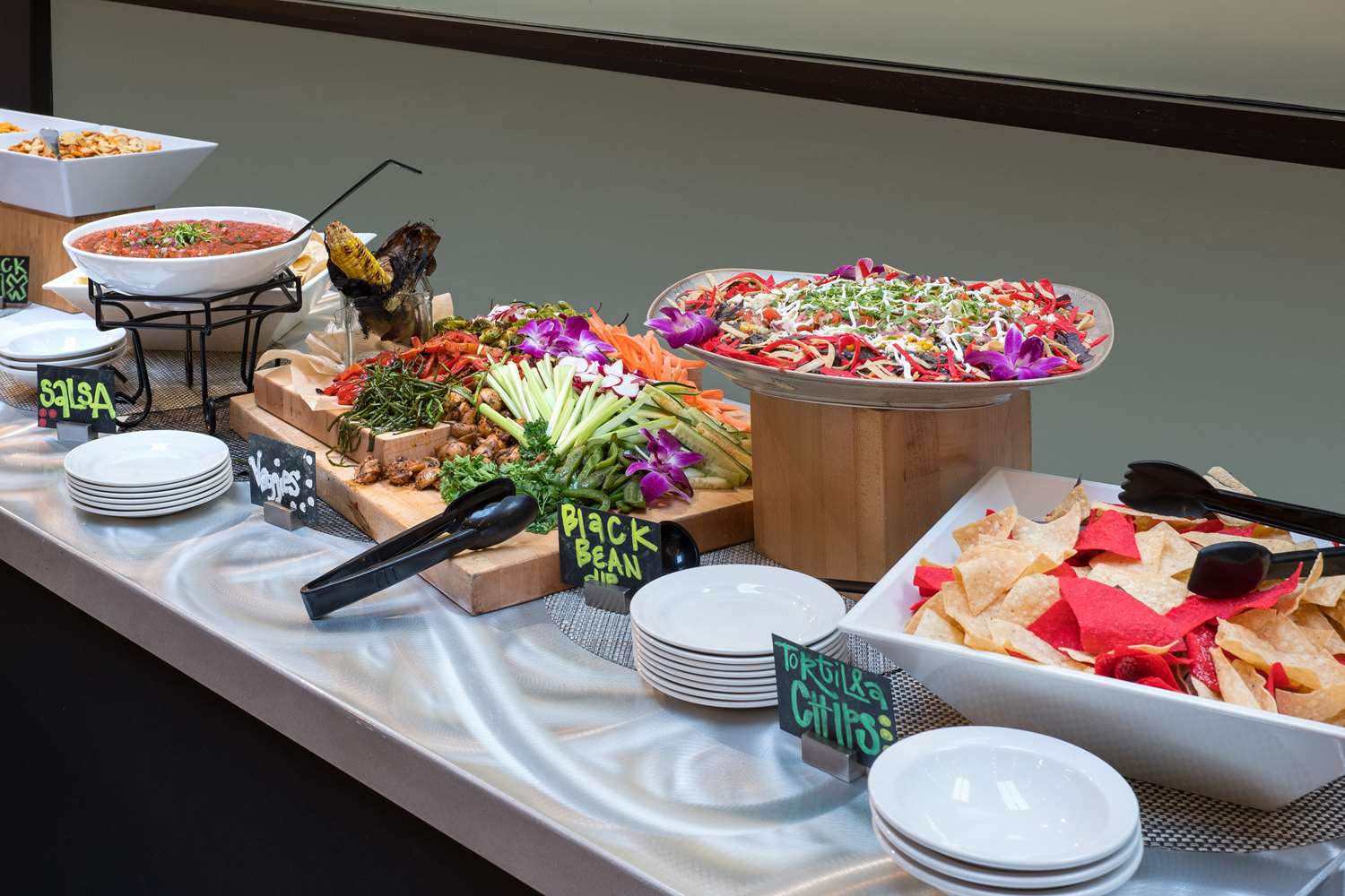 Фото Embassy Suites by Hilton Austin Central