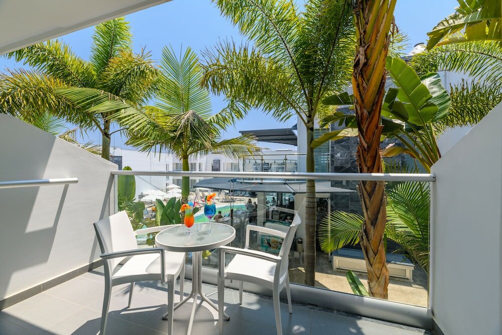 Фото Tasia Maris Oasis