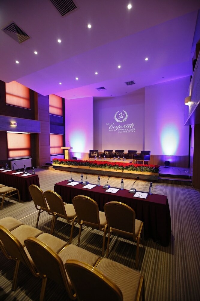 Фото The Corporate Hotel Convention Centre