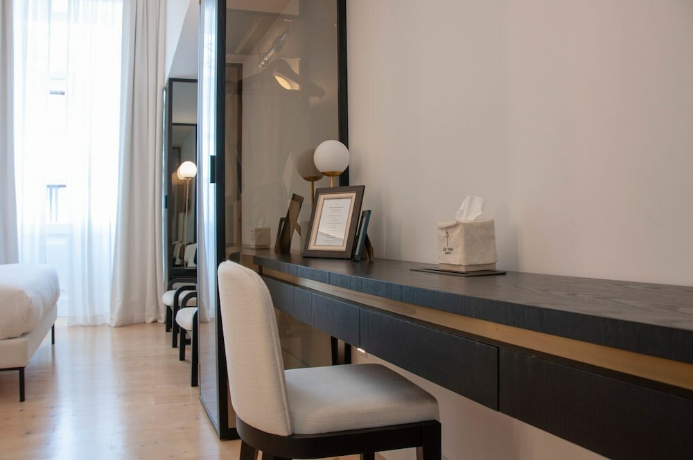 Фото S Paul Hotel