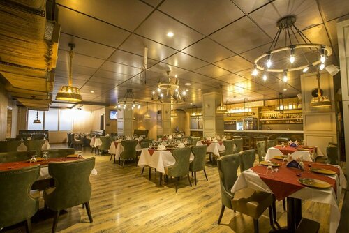 Внешний вид отеля Hotel Shubh Inn в Бхопале, фото 4