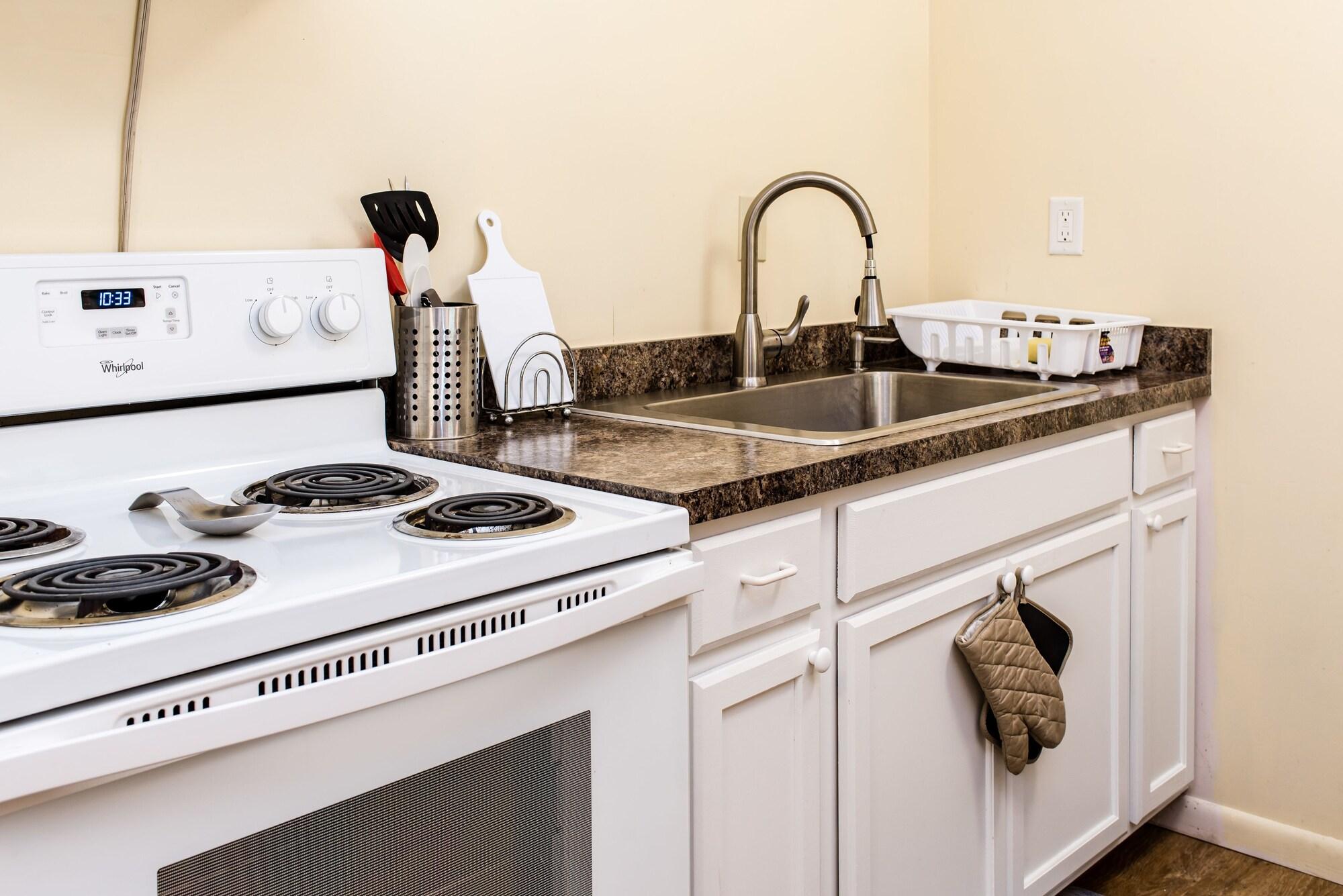 Фото Capt. 's Inn & Suites