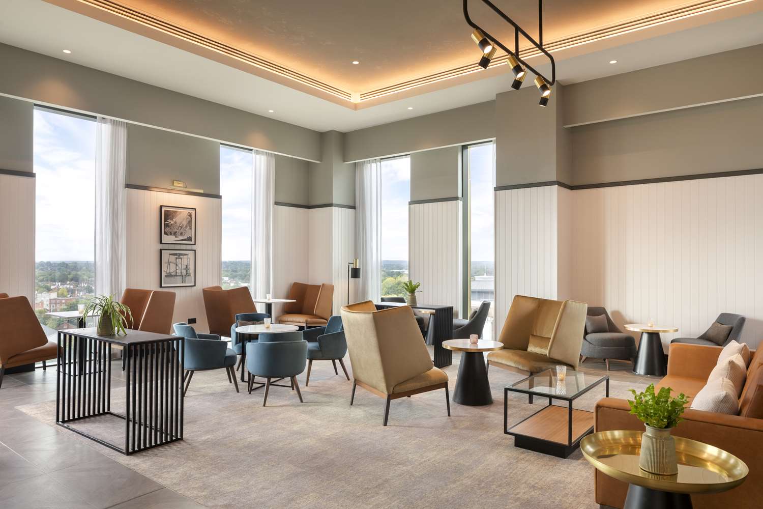 Фото Hilton Woking