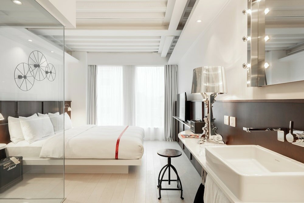 Фото Ruby Lucy Hotel London