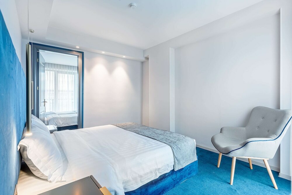 Фото Ramada by Wyndham Tbilisi Old City