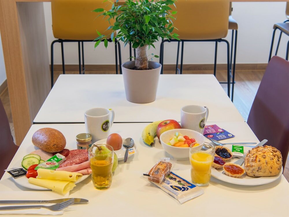 Фото B&b Hotel Bayreuth